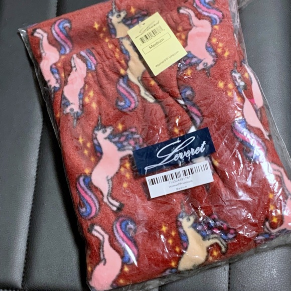 NWT Unicorn Fleece Pajama Bottoms - Medium - Picture 4 of 4